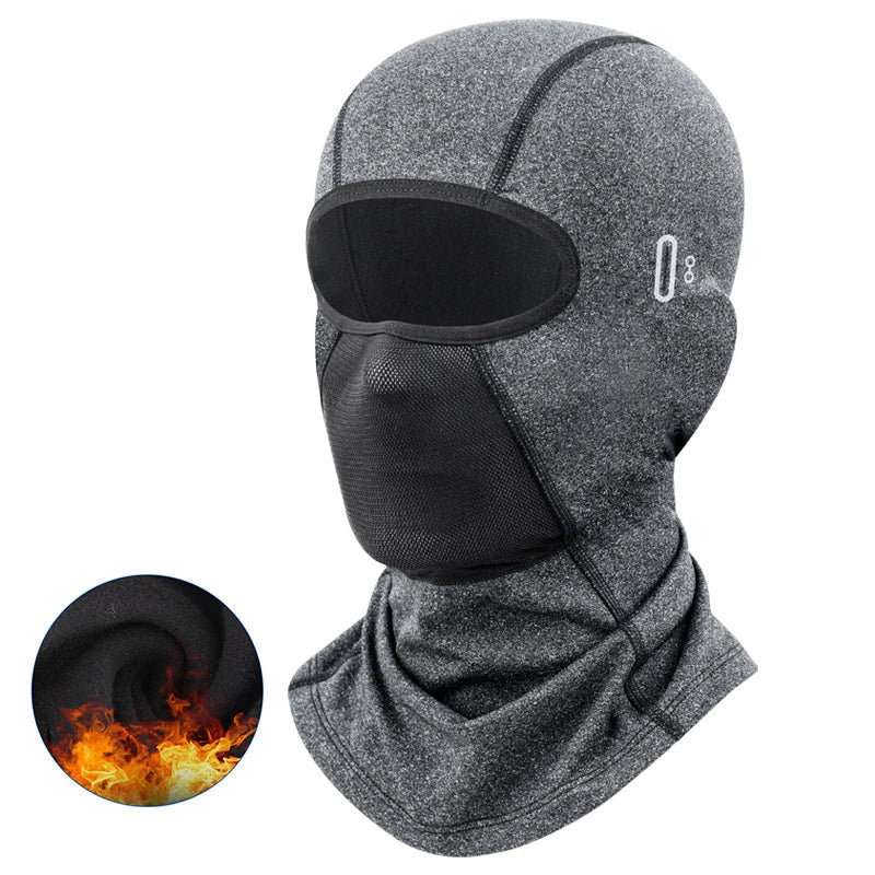Funkční kukla s otvory pro brýle