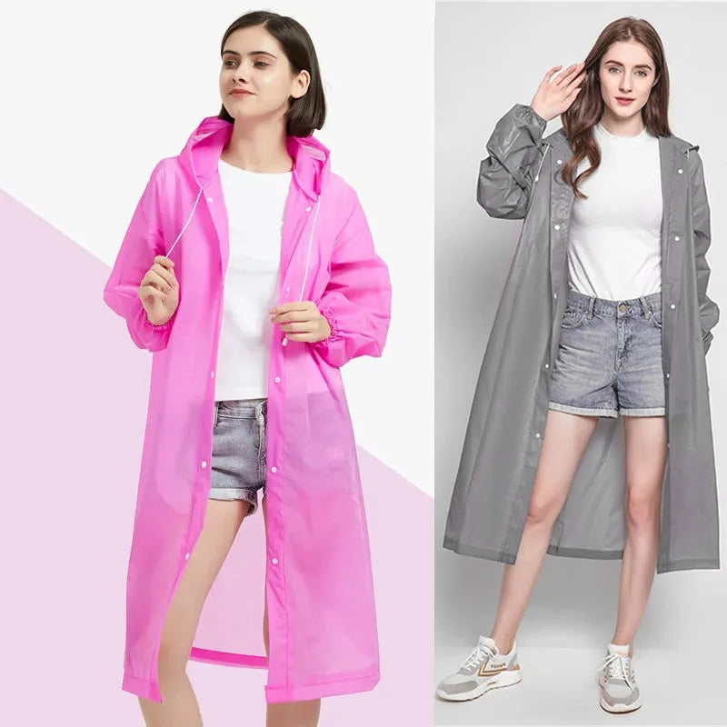 Průhledná pláštěnka z PEVA materiálu: Moderní ochrana v minimalistickém stylu