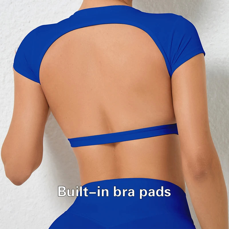 Přizpůsobitelný sportovní top