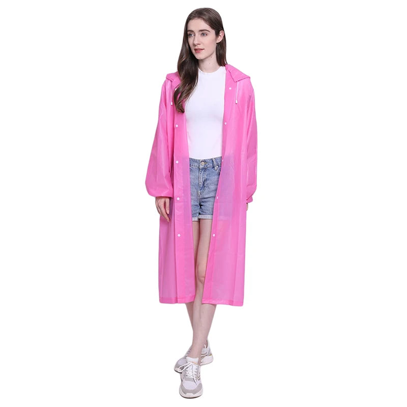 Průhledná pláštěnka z PEVA materiálu: Moderní ochrana v minimalistickém stylu