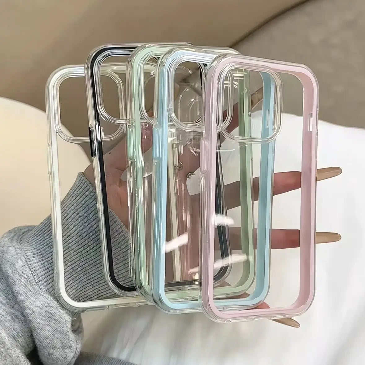 Luxusní akrylový kryt s barevným rámem pro iPhone
