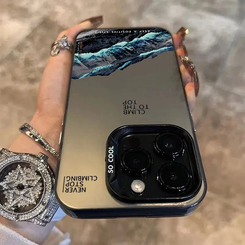 Adventure pouzdro s motivem zasněžených hor pro iPhone