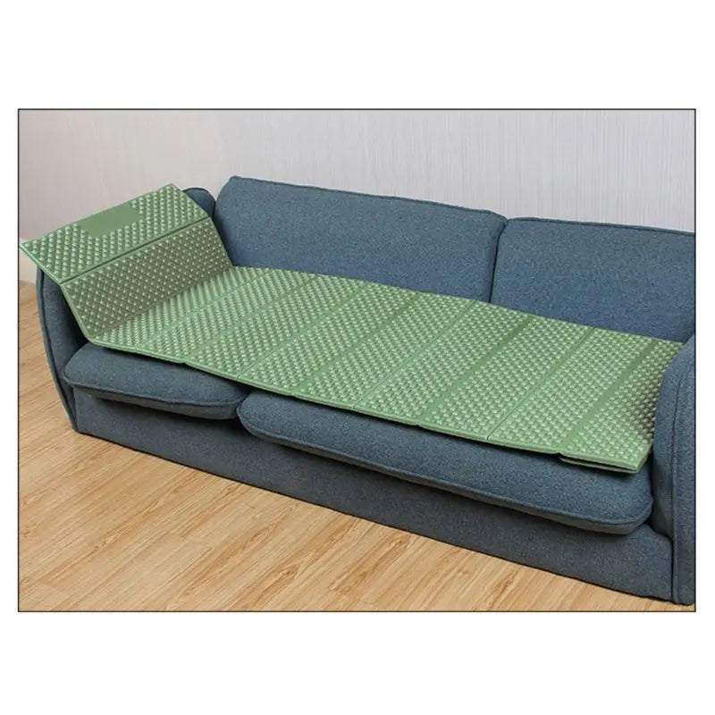 Skládací sedák pro outdoorové aktivity