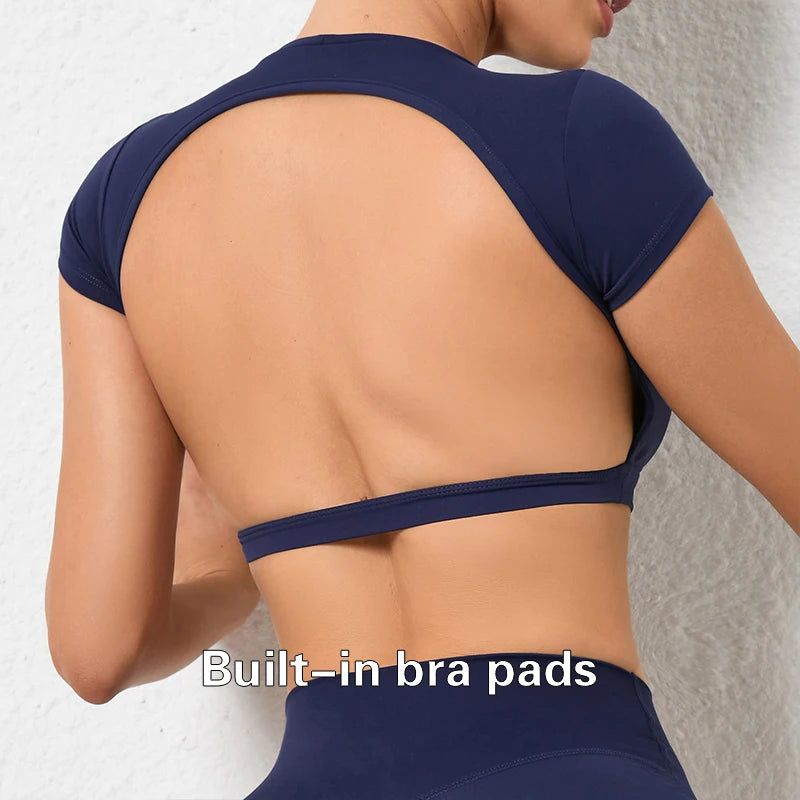 Přizpůsobitelný sportovní top